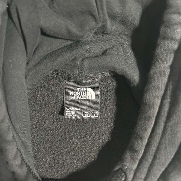 The North Face logo Hoodie black - women’s size XS - Picture 2 of 5